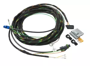 NEW GENUINE BMW RETROFIT FOR BACK UP CAMERA WIRING HARNESS SET 61122183660 - Picture 1 of 3