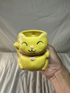 CUTE WAVING LUCKY CAT CREAMER 3 1/2 " Tall - Picture 1 of 8