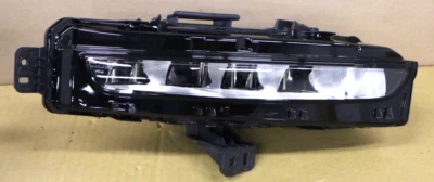 NEW OEM MOPAR 22-23 JEEP GRAND CHEROKEE LH FOG LIGHT LAMP & BRACKET 68465141AC - Image 1 of 4