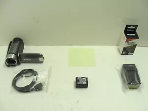 Canon FS30 SD HC 8 GB Digital Video Camcorder 41x Advanced Zoom - Picture 1 of 4