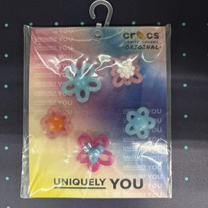 Crocs Shoe Charms 5 piece Set - Vibrant Blossom rare - Picture 1 of 2