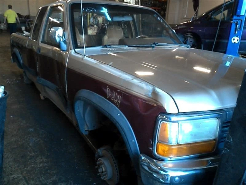 PIEZAS INYECCIÓN COMBUSTIBLE INYECTOR COMBUSTIBLE 6-239 3.9L SE ADAPTA 92-93 DAKOTA 114294 Foto 1 de 1