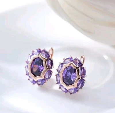 Damen Elegante Ohrringe Huggie 585er Rolled Roségold Walzgold Lila Zirkonia  - Bild 1 von 4