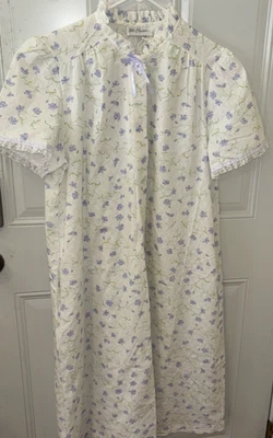 Camisón Miss Elaine Snap Up Talla L Azul Periwinkle Floral Largo Medio Foto 1 de 4