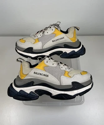 Size 40EU (7 US) - Balenciaga Triple S Multicolor Grey - Image 1 of 4