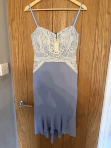 New With Tags Stunning Lipsy Dress With Lace & Ribbon Detail Size 10 - Picture 1 of 8