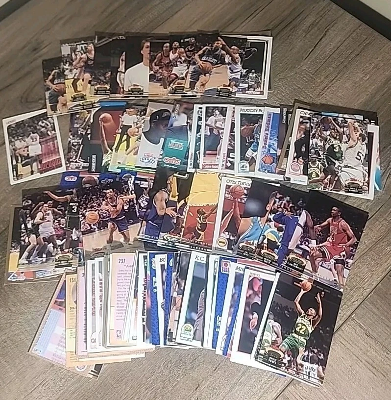 Лот из 102 баскетбольных карточек начала 90-х. NBA TOPPS FLEER SKYBOX EX-VG - Изображение 1 из 4