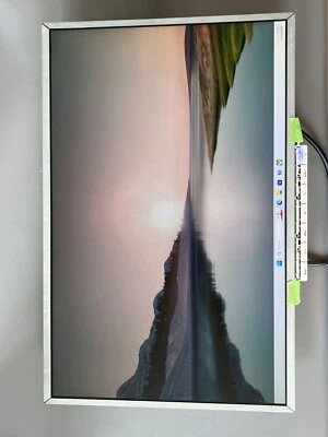 TFT Display Panel LTM220MT12   -    B22W-7 LED - Bild 1 von 4