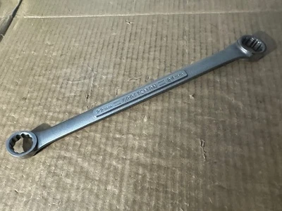 LLAVE DE EXTREMO DE CAJA DOBLE CRAFTSMAN MÉTRICA 22 MM X 24 MM 12 PUNTOS VA-42959 EE. UU. Foto 1 de 4
