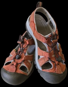 Keen Women' Venice Sandals Red Closed Toe Size 7.5 Waterproof W/box - Picture 1 of 6