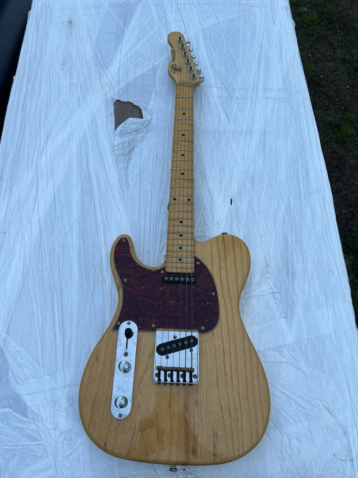 Zurdos G&L Edición Limitada Serie Tributo ASAT Clásico Ceniza Con Bolsa de Concierto Foto 1 de 4