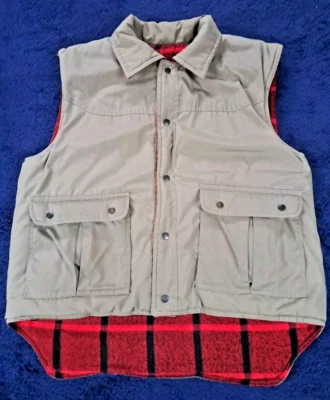 Mens Reversible Vest Size L Khaki/Red Plaid Avalanche Mountain Gear Snap Front - Image 1 of 4