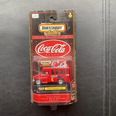 Autobús transportador Coca-Cola Chevy edición fantasía oso polar Matchbox coleccionables Foto 1 de 2