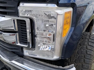 Ford F250SD 2017 conjunto de faros izquierdos halógenos OEM usados lengüeta reparada Foto 1 de 4