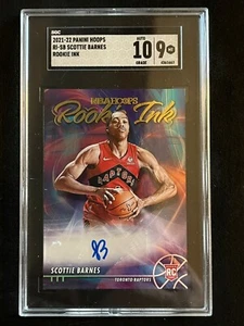 2021-22 NBA HOOPS, Scottie Barnes, RI-SB, Rookie Ink Autograph, SGC 9/10 - Foto 1 di 2