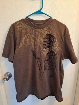 Men's large brown skeleton Modern Culture tshirt Foto 1 de 3