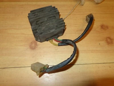 Regulador rectificador Nighthawk 1982-1986 Honda CB450SC CB 450 SC CB450 Foto 1 de 3