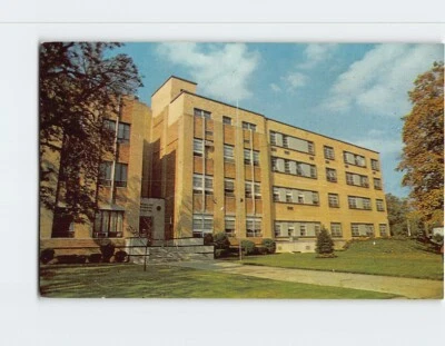 Postcard Camden Clark Memorial Hospital Parkersburg West Virginia USA - Image 1 of 2