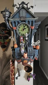 Reloj de pared de cuco Bradford Exchange Tim Burton Pesadilla antes de Navidad - Imagen 1 de 14