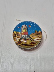 Vintage 60er Blechspielzeug Metall Litho Yoyo Yo-Yo Raumkapsel Rakete Mondlandung - Bild 1 von 5