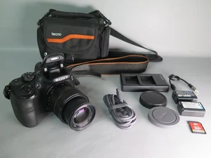 SONY A3000 CAMERA (20.1MP/EVF) + 18-55mm LENS *Perfect Working Order* FREE P&P - Picture 1 of 24