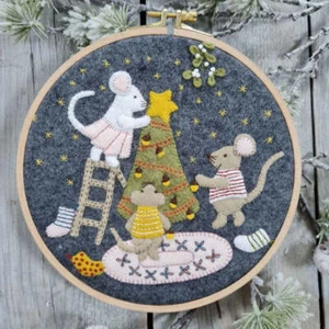 Corinne Lapierre Applikation Filzset Weihnachten mit der Maus Familie APPXMF1O - Bild 1 von 3