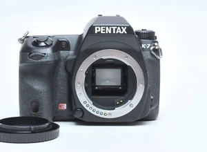 Pentax K-7 14.6 MP Digital SLR Camera Body - Picture 1 of 4