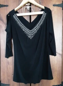 NWT Liberty Wear Cold Shoulder V-Neck Blouse Women's Size M Embellishments - Picture 1 of 5