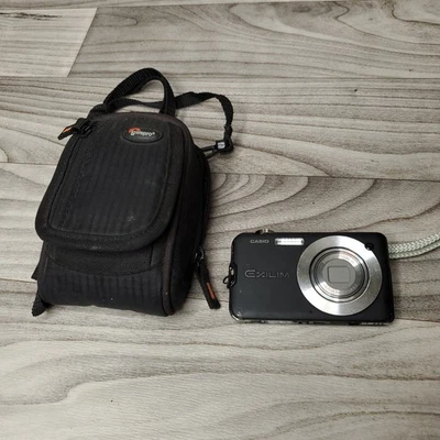 Casio Exilim EX-S10A Black Digital Camera Battery *No Charger* Tested Works - Image 1 of 4