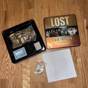LOST: The Game Edizione da Collezione ~ Tin Box Cardinal 2006 COMPLETO - Foto 1 di 5