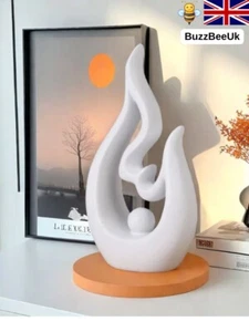 Weiße abstrakte Flamme Skulptur Modern Harz Statue Wohndeko Kunst Geschenk - Bild 1 von 6