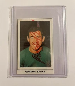 1970/1971 FKS Gordon Banks Signed Star Players Mexico Sticker card - Picture 1 of 1