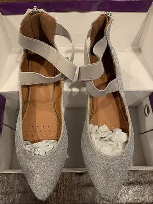 Ollio Mujer’s Ballet Pisos Brillo Brillo Plateado Mujer’s Talla 7 Foto 1 de 4