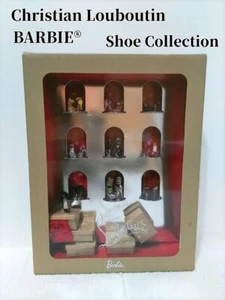 Barbie Collector Christian Louboutin Collaboration Barbie Schuhe Sammlung T2159 - Bild 1 von 8