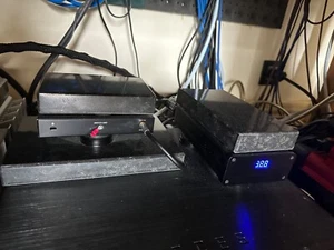 D-Link Netzwerk Switch mit verbessertem OCXO, LPS und DC Kabel für Audio/Video - Bild 1 von 3