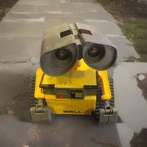 Disney Pixar Wall-E RC Figure Remote Control Robot Talking Moves 2020 Mattel Toy - Picture 1 of 14