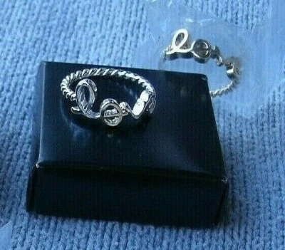 Любовное кольцо, написанное сценарием, выберите золотистый размер 8 или 10, курсивное письмо - Изображение 1 из 4