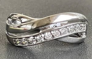 CZ Cubic Zirconia Ring Band Sterling Silver Rhodium Plated Size 8 + Gift Box - Picture 1 of 5