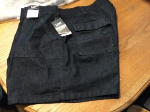 NUEVO Pantalones cortos utilitarios de mezclilla elásticos Plus LEE Jeans para mujer 24 W NUEVO CON ETIQUETAS enjuague oscuro - Imagen 1 de 1