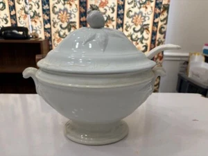 English Ironstone Soup Tureen, Large - Picture 1 of 7