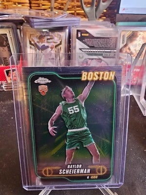 Baloncesto Baylor Scheierman RC #143 2024-25 Topps cromado refractor verde Foto 1 de 4