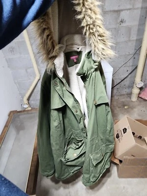 Abrigo Parka Anorak Verde Oliva Oscuro Usado Mujer Dentro 2X LEER DESCRIPCIÓN  Foto 1 de 4