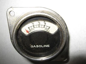 VINTAGE 2" ROUND ELECTRIC GASOLINE FUEL GAUGE BLACK WHITE DIAL RAT ROD CAR TRUCK - Picture 1 of 4