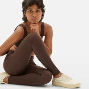 EVERLANE Perform Sculpt Leggings Brown Size M Athletic Yoga Sports - Picture 1 of 10