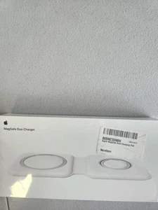 Apple MagSafe Duo Charger (MHXF3AMA) - Picture 1 of 1