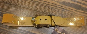 Vintage Leather Belt w/ Gold Tone Hardware by Roger Van S Size 28 Some Wear  - Picture 1 of 15