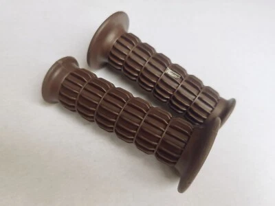 Empuñadura de goma marrón Honda SL 70 90 100 125 175 350 XL100 XL250 GL175 ST90 Foto 1 de 4