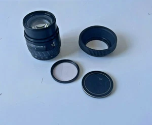 Minolta Maxxum AF Zoom 35-105mm 1:3.5 (22) - 4.5 55mm With Hood Tiffen SKY 1-A - Picture 1 of 9