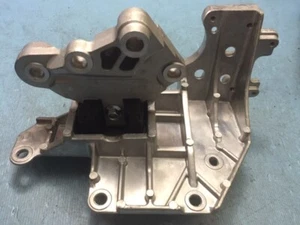 Hydraulic Automatic CVT Transmission Mount for 2008-2013 Nissan Rogue 2.5L - Picture 1 of 4