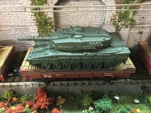 Märklin HO Pritschenwagen Bett für Großfahrzeug Panzer Leopard 2A6 Mercedes LKW L 450 - Bild 1 von 19